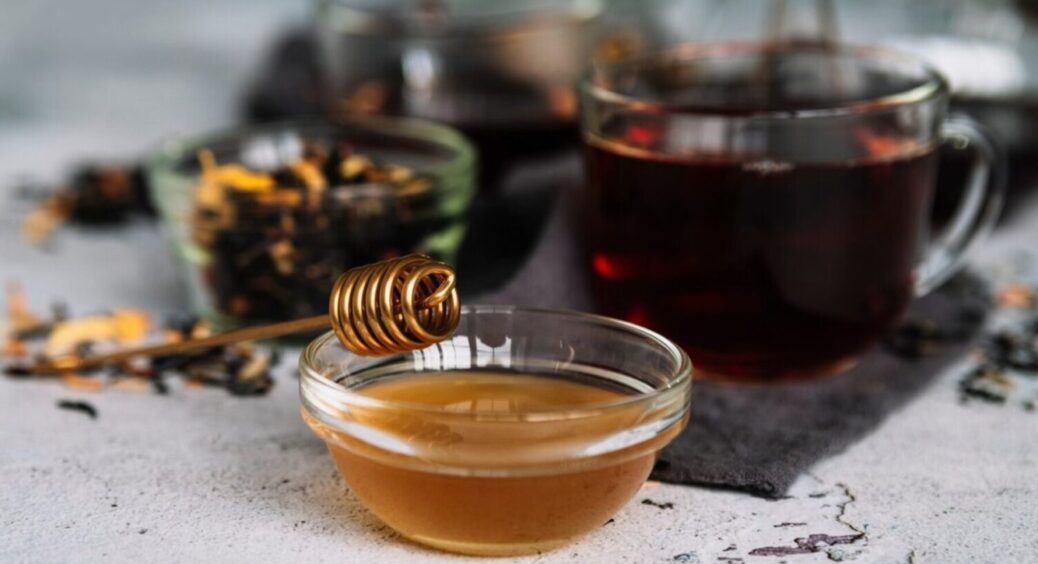 Не кожен мед однаковий: 5 ознак, за якими можна відрізнити точно якісний продукт 