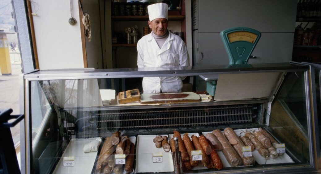 Що можна було купити на радянську зарплату та скільки отримували середньостатистичні громадяни 