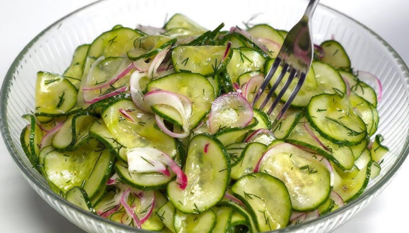 Найлегший салат для тих, хто на дієті