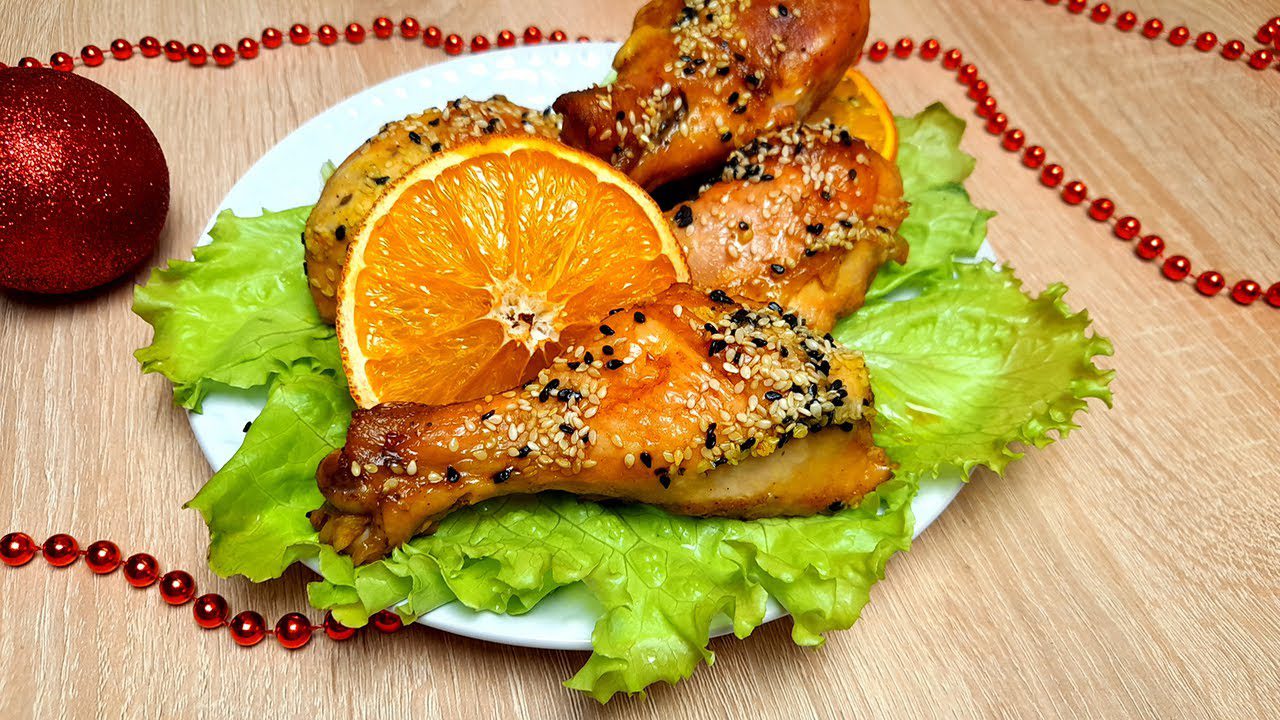 Рецепт курячих стегон, запечених в апельсиновому соусі