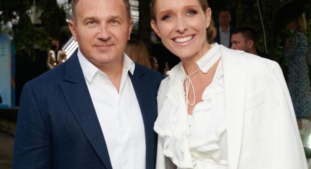 Будинок вартістю у 500+ тисяч доларів: Юрій Горбунов провів рум-тур власним особняком (ФОТО) 