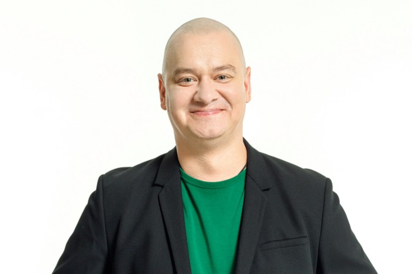 Євген Кошовий показав, як виглядає його квартира