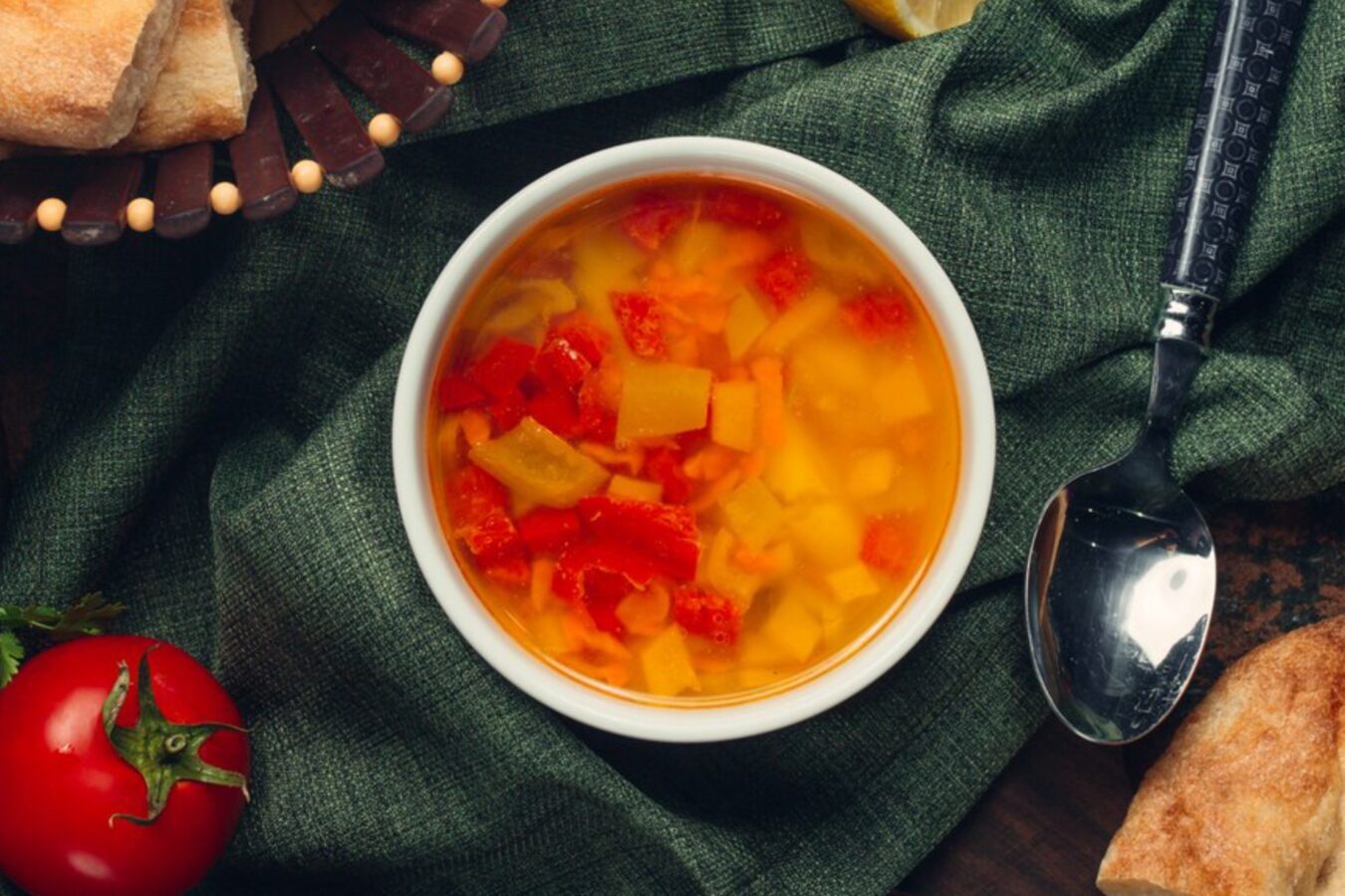 Дієтологи розповіли, які супи потрібно їсти, щоб схуднути