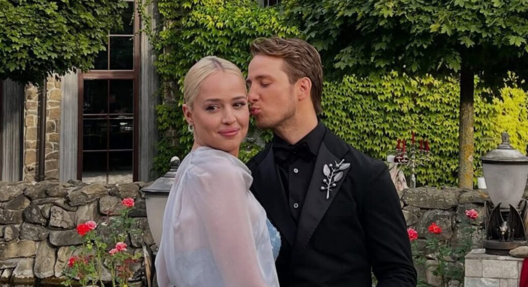 Вагітна переможниця “Холостяка-13” вийшла заміж: “Нарешті чоловік та дружина” 