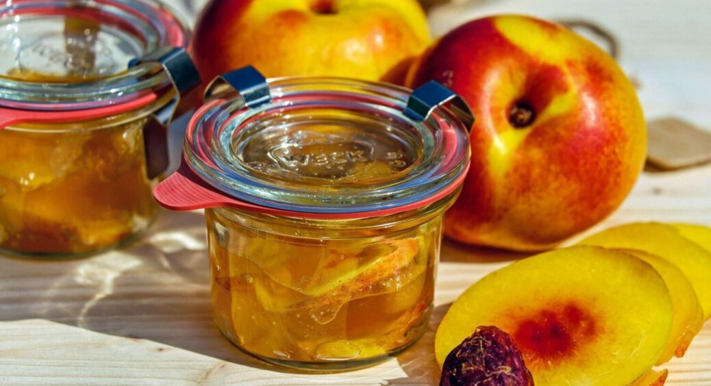 Персики і нектарин будуть рости у вашому городі: які сорти ідеально приживаються в Україні 