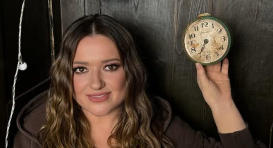 50-річна Наталія Могилевська показала, як виглядає її старша дочка: довге волосся і блонд 