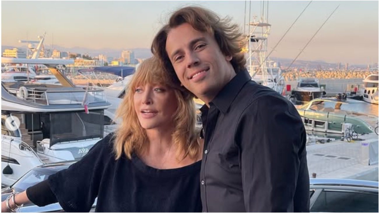 Максим Галкін показав щасливу молоду Пугачову та дорослих дітей