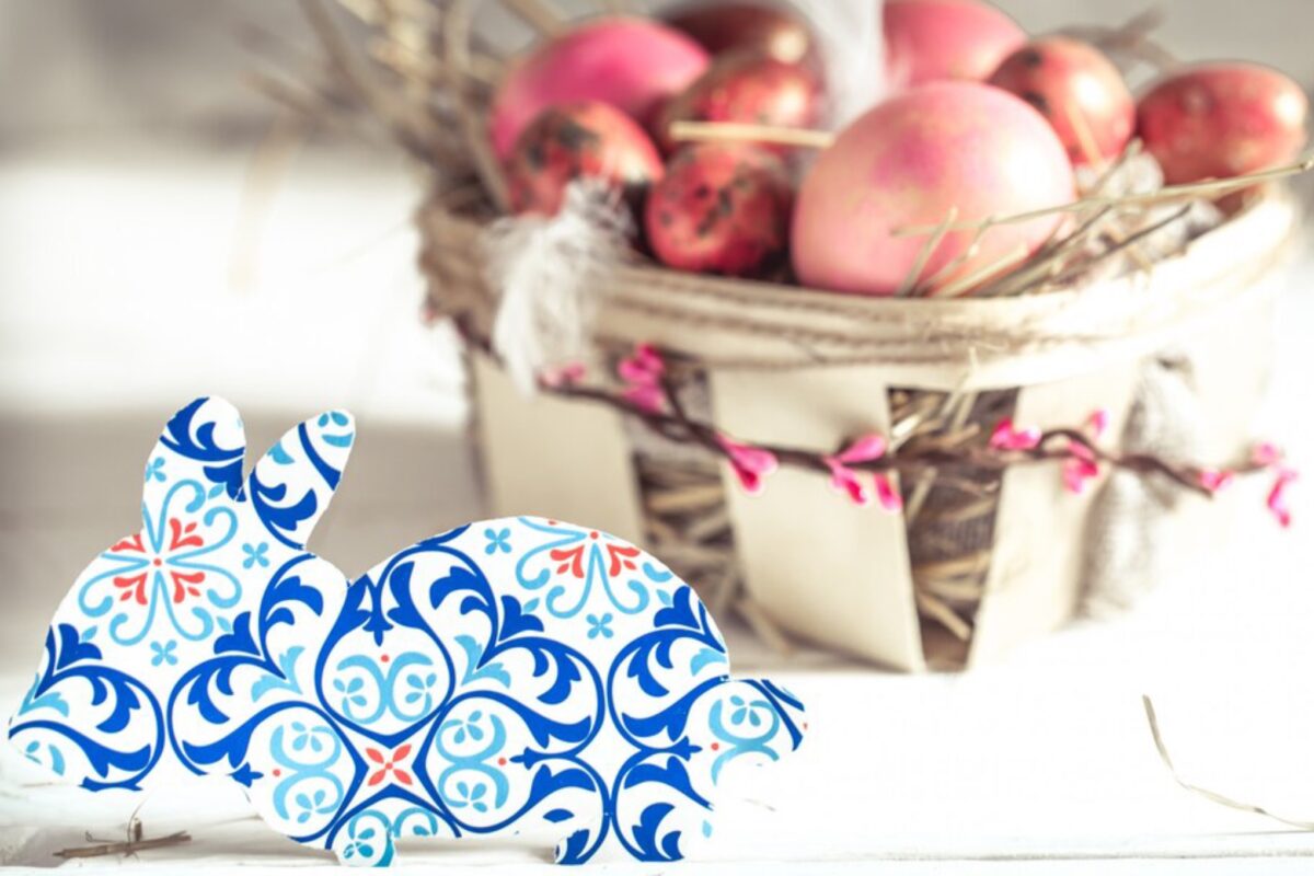 Експерти розповіли, як натурально пофарбувати яйця в зелений колір до Великодня