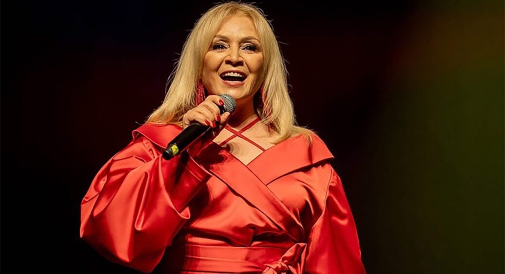 Не виїхала з України, хоча мала таку можливість: 66-річна Ауріка Ротару пояснила своє рішення 