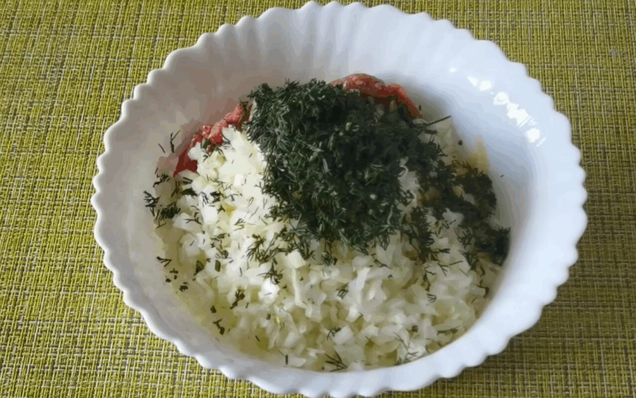 Рецепт лінивих пиріжків з м'ясом за 10 хвилин