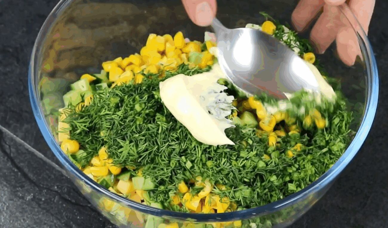 Рецепт смачного і швидкого салату з 4 інгредієнтів