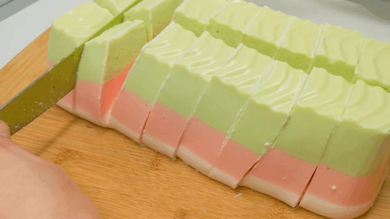 Кулінари поділилися рецептом простого десерту з 2 інгредієнтів