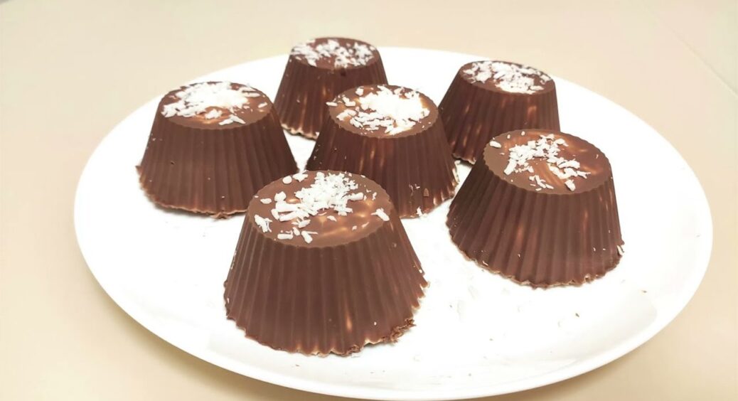 4 інгредієнти та формочки для кексів: глазурованих сирків у магазині не накупишся, краще свої 