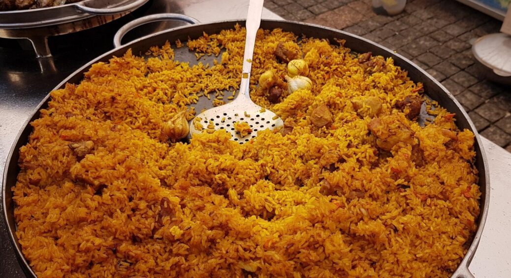 Візьміть цей рис, і плов вийде розсипчастим, ароматним та насиченим: і бюджетно, і смачно 