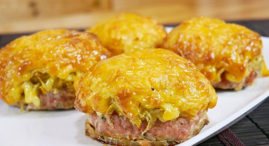 2 ложки у фарш, і котлети ідеальні: соковиті, пишні та смачніші, ніж у будь-якому ресторані 