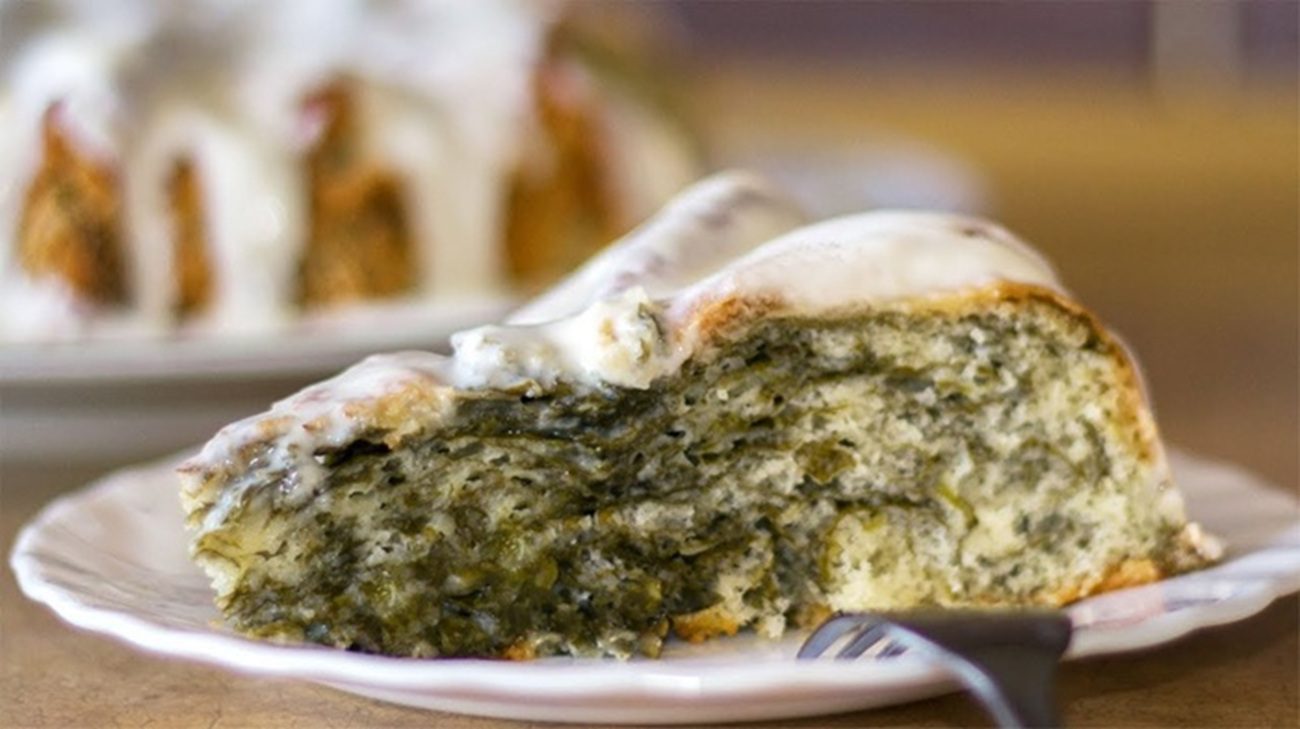 Кулінари розповіли, як приготувати солодкий пиріг зі щавлем
