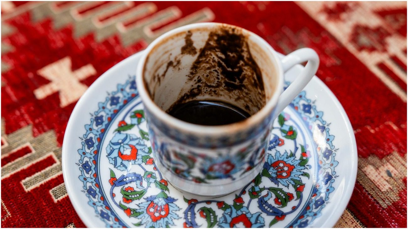 5 цікавих способів використання кавової гущі на вашій дачній ділянці