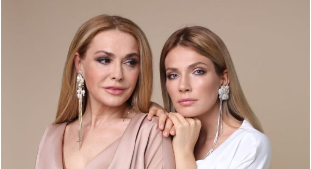 Ольга Сумська вперше за довгий час показалася зі старшою дочкою Тонею, яка мешкає в Москві 