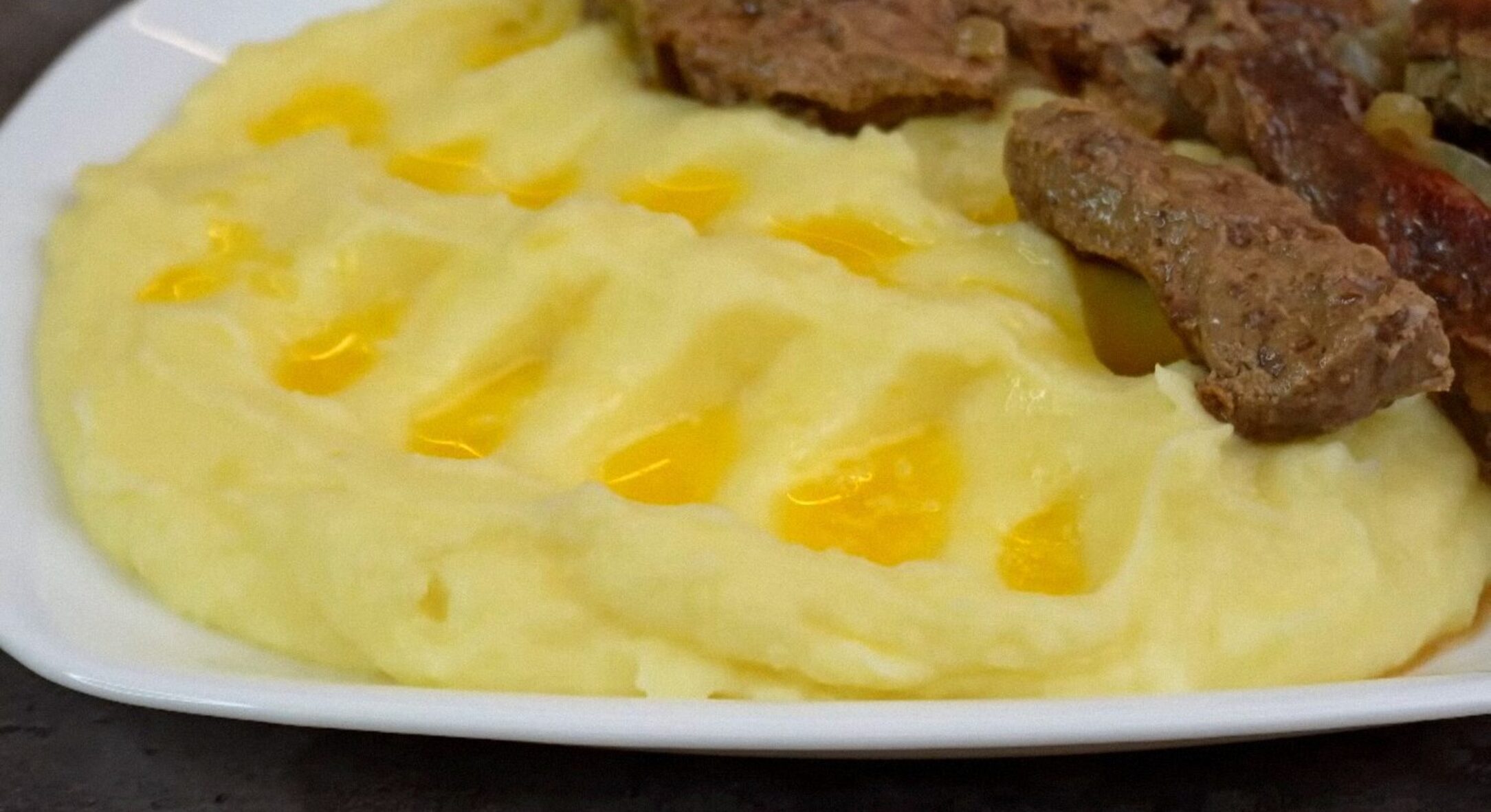 Картопляне пюре буде як у бабусі: 1 проста технологія для повітряної текстури без блендера 