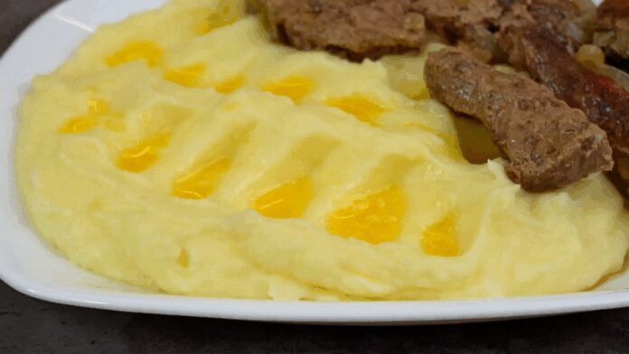 Кулінар розповів, як зробити пюре ідеально повітряним