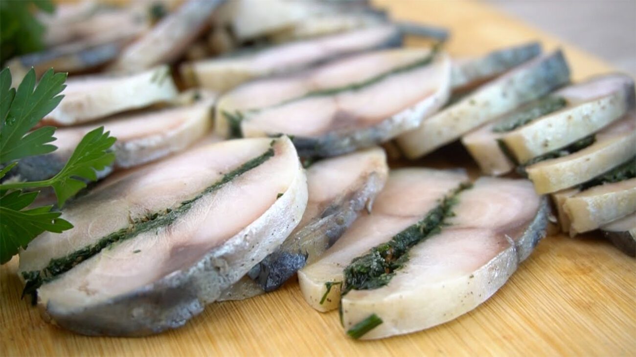 Кулінар поділився рецептом смачної скумбрії за 3 хвилини