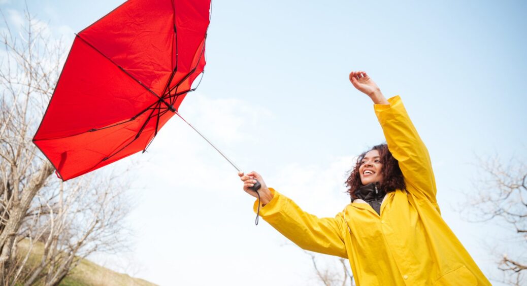 Стовпчики термометрів стрибнуть до +32: синоптики спрогнозували, коли в Україну прийде спека 