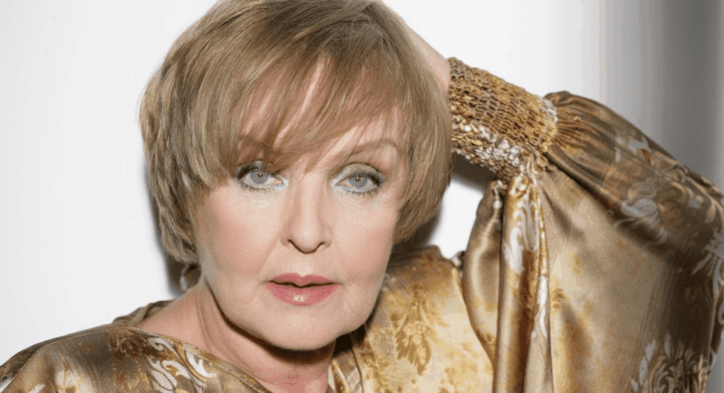 “Уже 20-й без нього”: 88-річна Ада Роговцева показала фото з чоловіком в молоді роки 