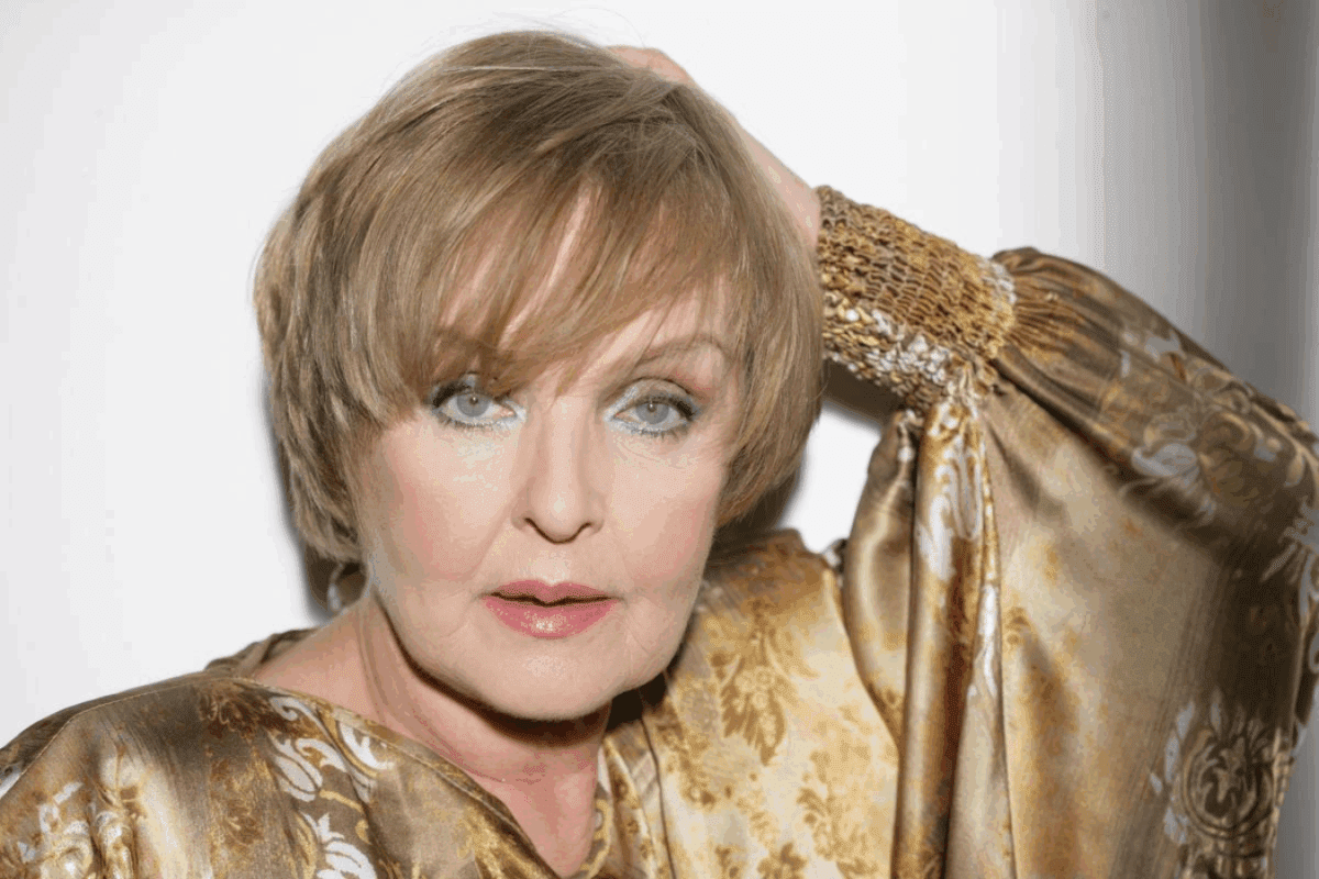 Ада Роговцева показала архівне фото із чоловіком