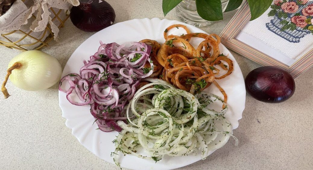 Так цибулю маринують на Одещині: всі гості завжди в захваті, і постійно просять рецепт 