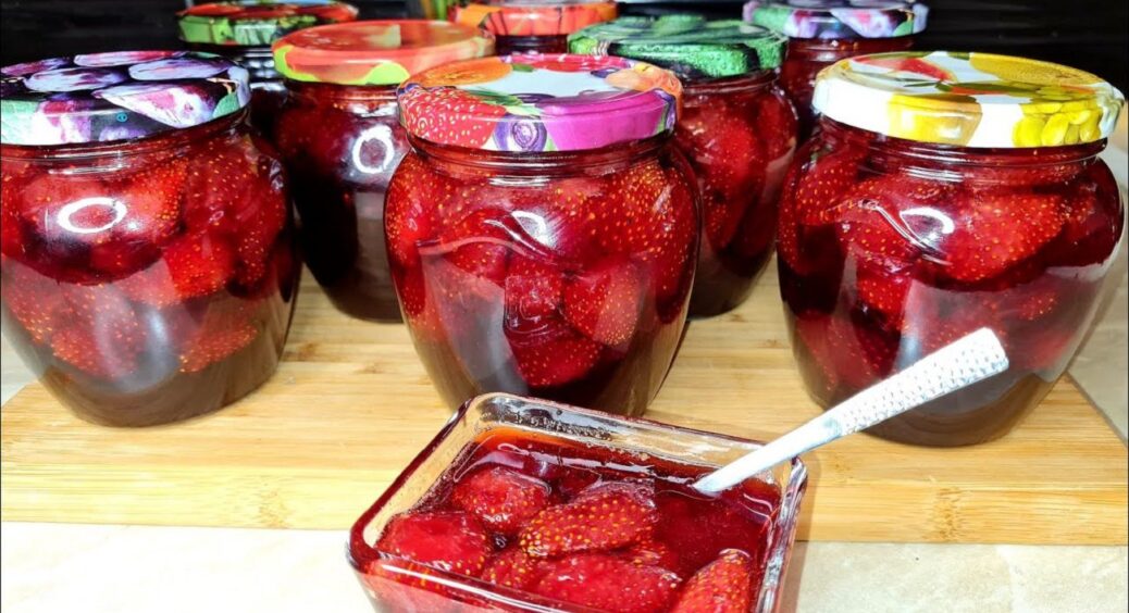 Рецепт варення з 2 інгредієнтів: готую щоліта – а чоловік з роботи приносить банки від колег 