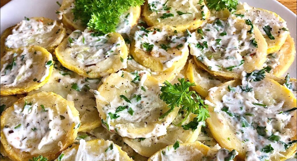 3 молодих кабачка + 3 зубчики часнику = ідеальна закуска до літнього столу (Рецепт) 