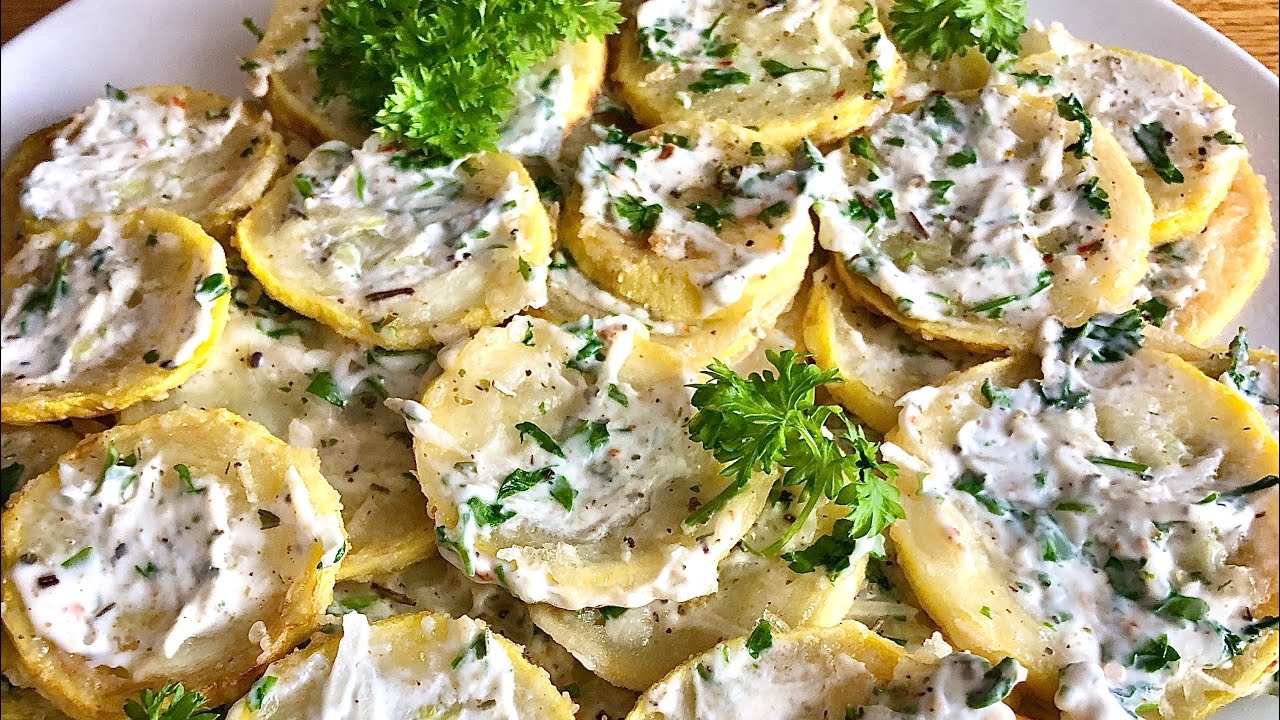 Літній рецепт кабачків у часниковому соусі