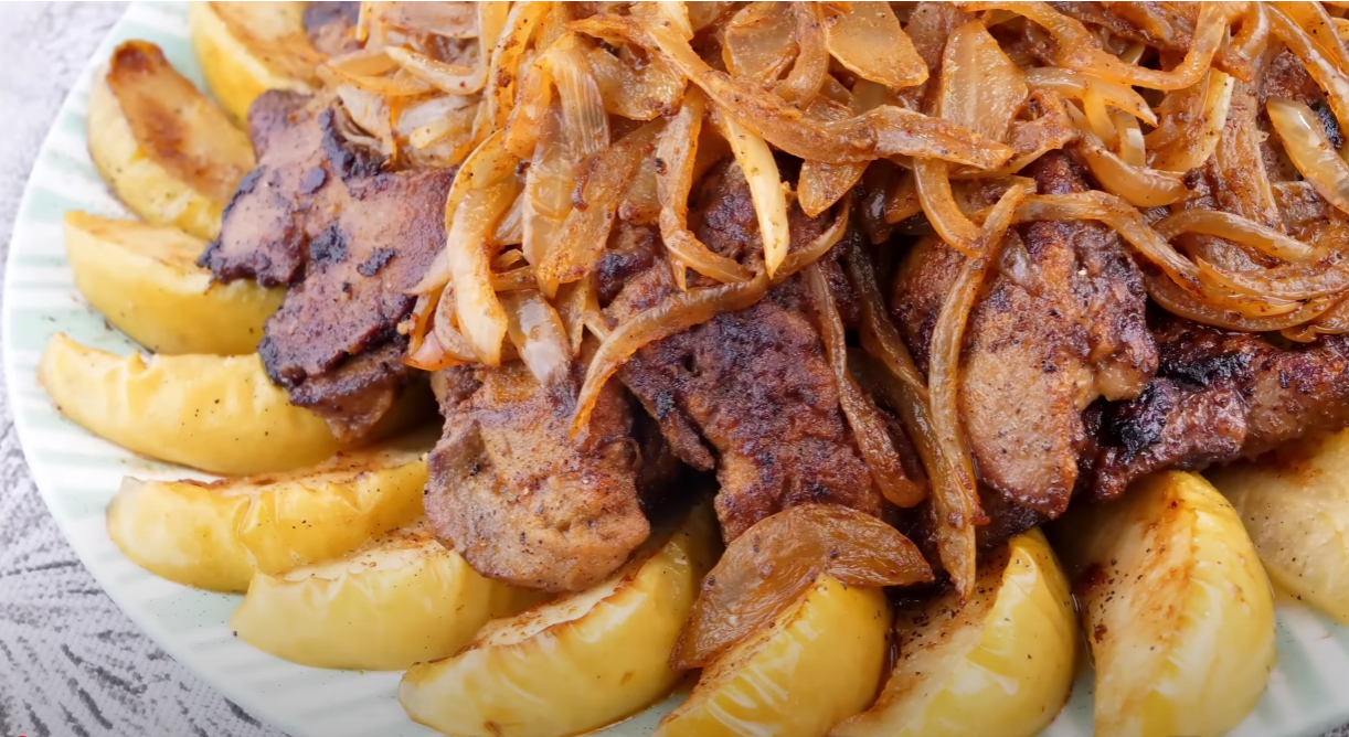 Кулінарка розкрила справжній оригінальний рецепт печінки по-Берлінськи