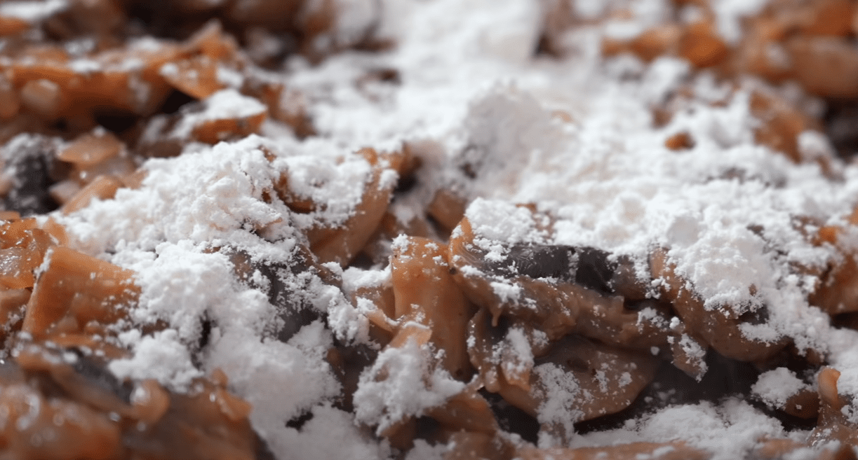 Кулінарка розповіла, як приготувати знамениту ресторанну страву з макаронів удома