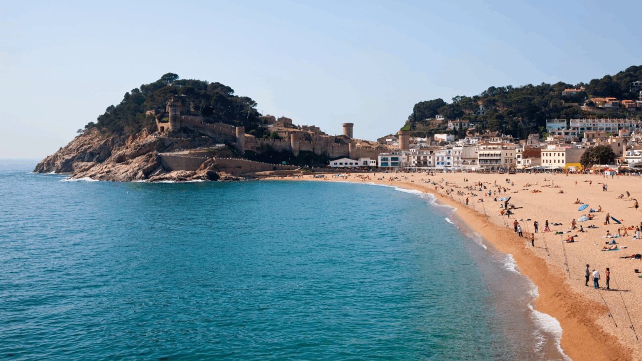 Іспанія пояснила українцям заборону купання майже на 50 пляжах