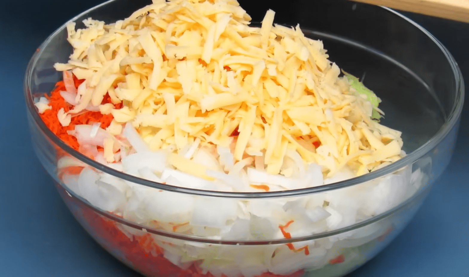 Рецепт смачної і соковитої запіканки з кабачків, яка смачніша за м'ясо