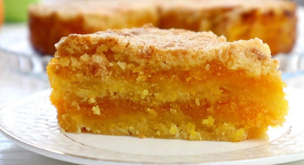 Тільки-но збираю врожай гарбузів, одразу роблю цей пиріг: малеча його просто обожнює 