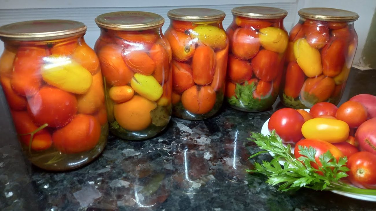 Рецепт найсмачніших маринованих помідорів на зиму без стерилізації