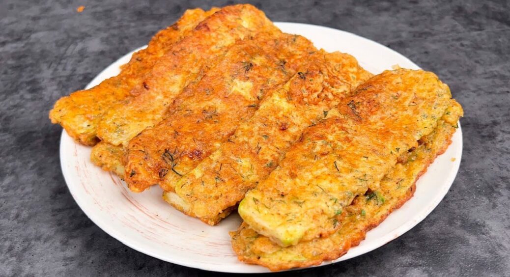 Крохмаль + борошно – універсальний кляр для риби: виходить дуже ніжною й хрусткою 