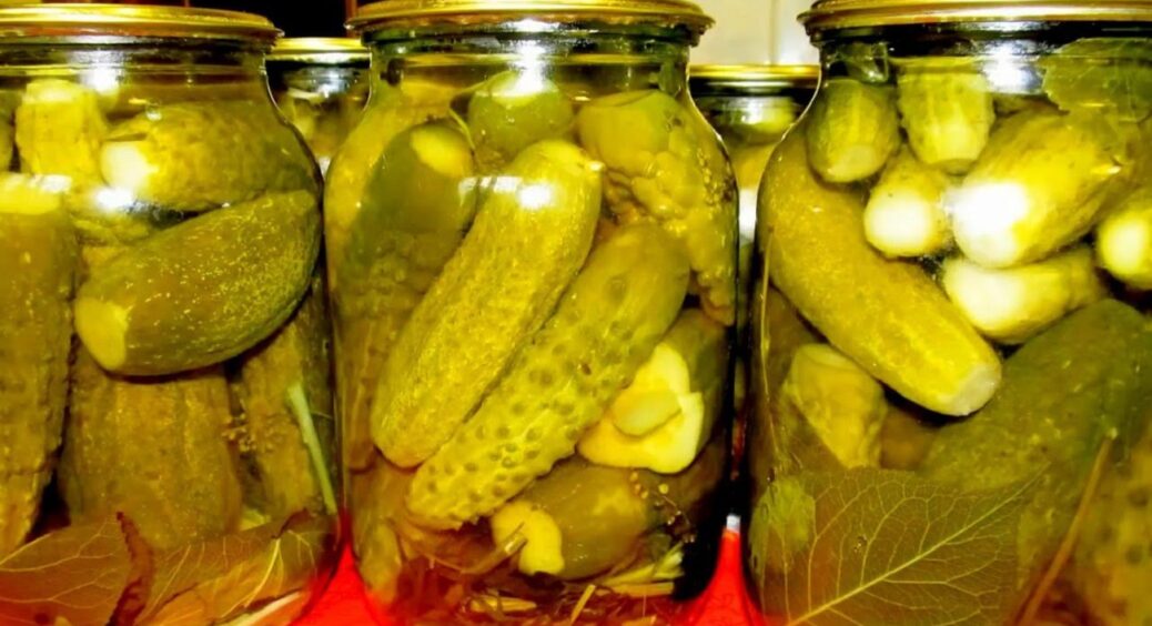 Огірки “від баби Гані”: вже 20 років – для мене це найкращий рецепт. Без стерилізації 