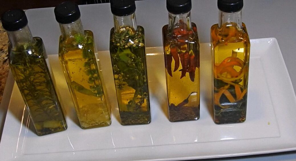 Ароматна олія для будь-якого салату за 2 хвилини: так заправляють страви на Одещині 