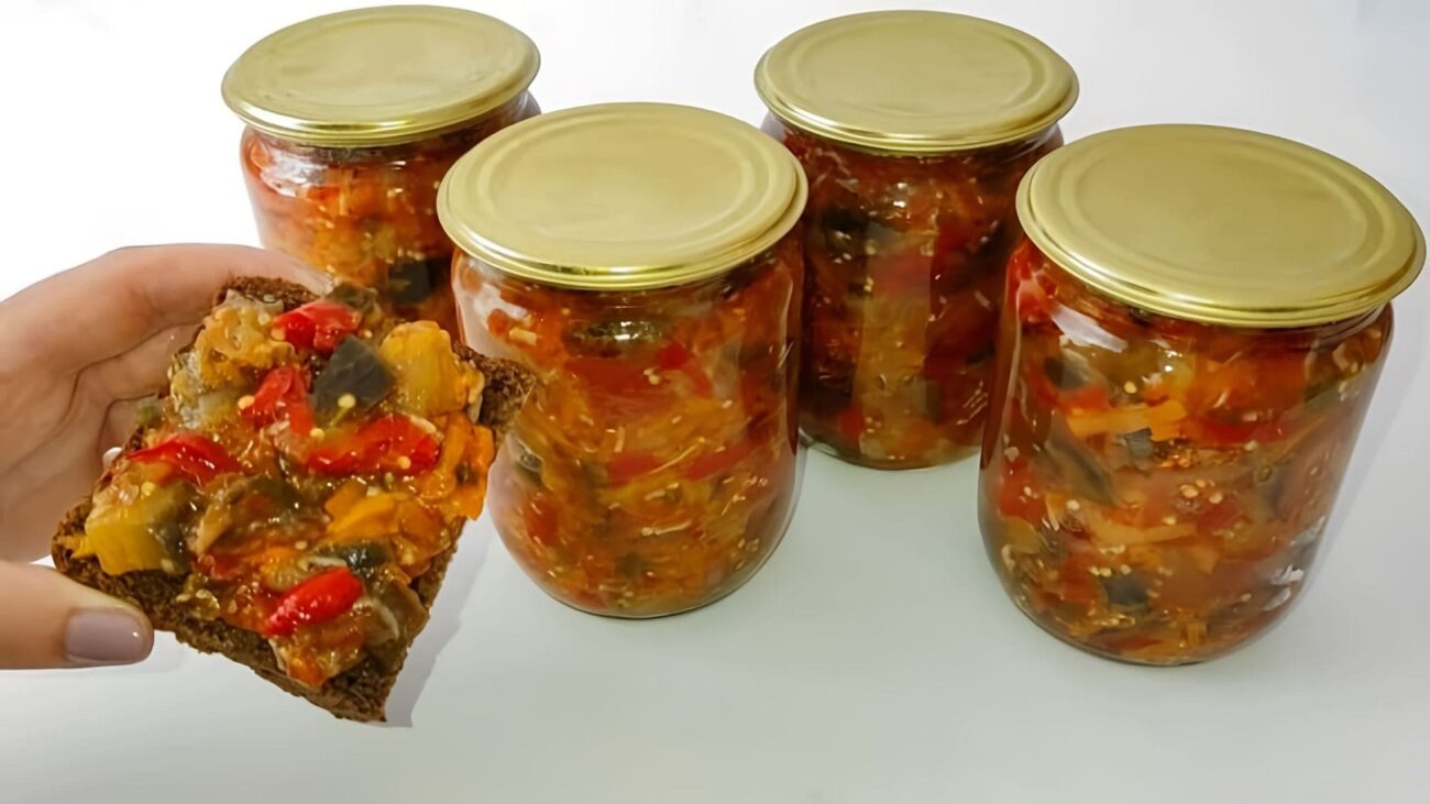 Рецепт смачних і пряних баклажанів з помідорами на зиму