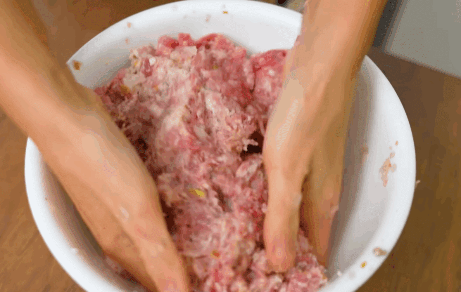 Рецепт дуже соковитих і пишних котлет зі свинини