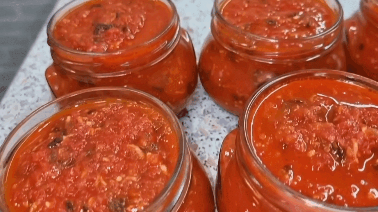 Господиня розповіла, як зробити найкращу аджику