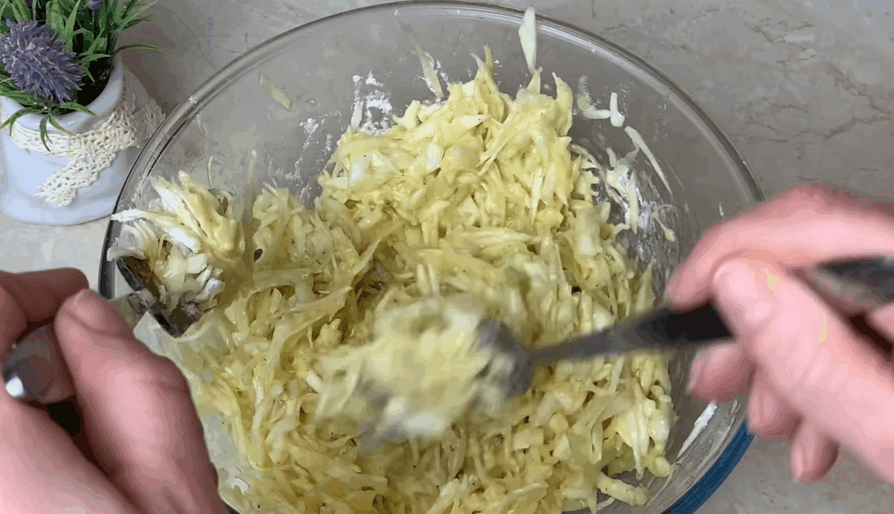 Рецепт швидкої і дуже смачної вечері з капусти та яєць