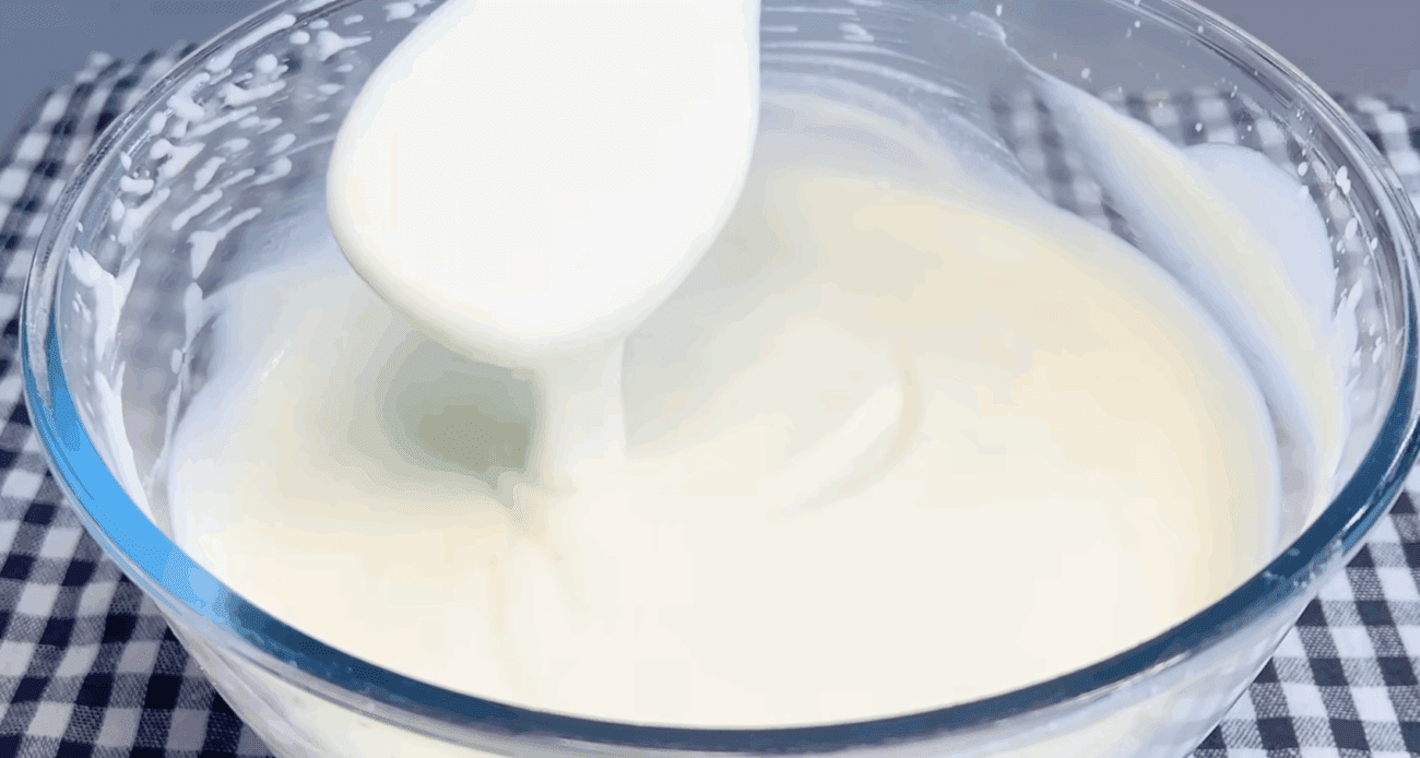 Рецепт смачного і ніжного літнього десерту у стаканчиках