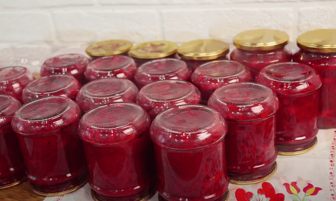 Кулінари дали рецепт оригінальної заправки для справжнього українського борща