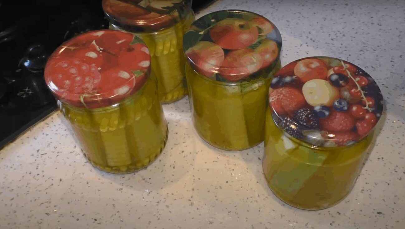 Господині назвали смачний рецепт закрутки з кабачків