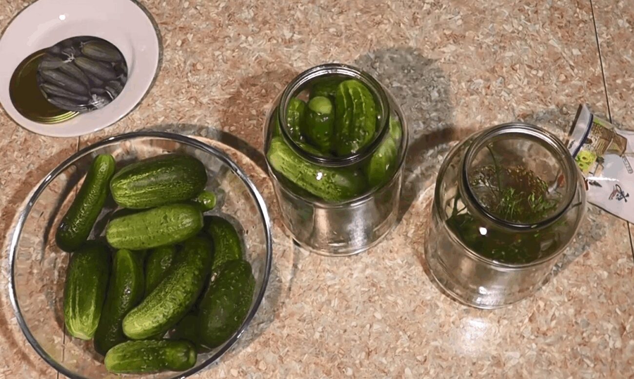 Рецепт дуже смачних маринованих огірків без оцту