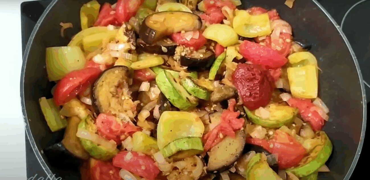 Рецепт смачного і соковитого соте з баклажанами